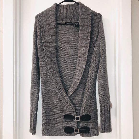 Moda International Gray Crossover Sweater w Buckle - Picture 1 of 7